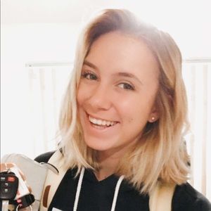 Meet your Posher, Kacie